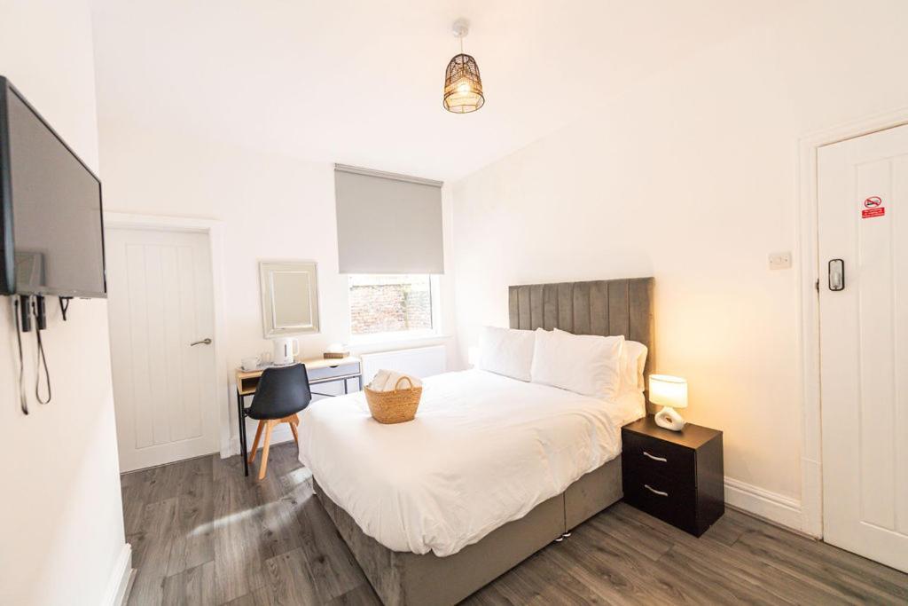 Room In Anfield Liverpool Eksteriør billede